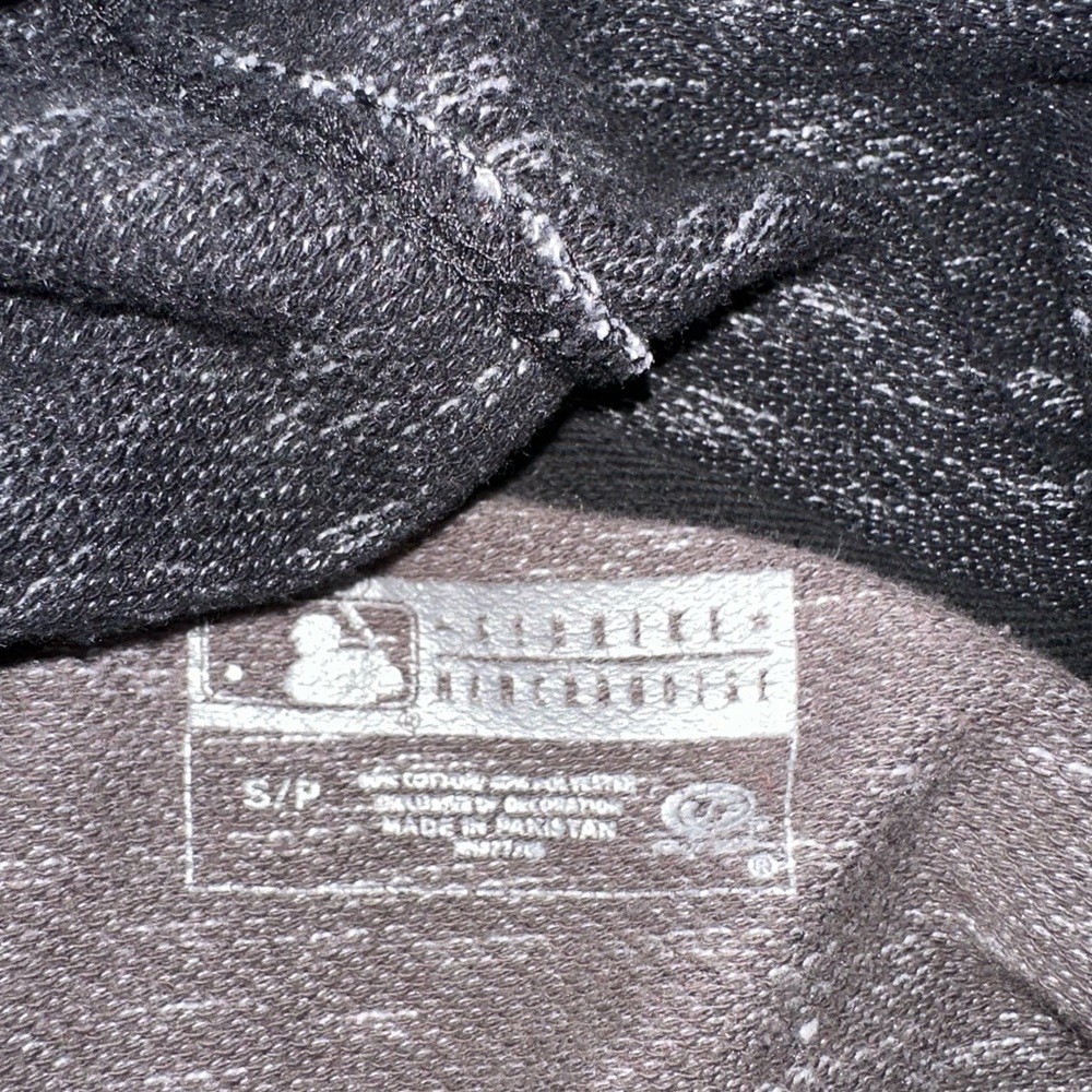 SF Giants pullover - Picture 3 of 3